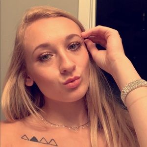 Meet your Posher, Taylor